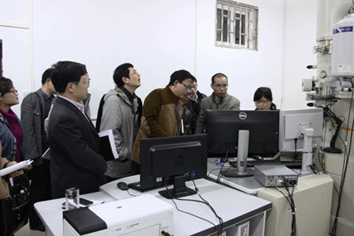 实验室仪器设备使用管理与保养经验交流研讨会在我校顺利召开